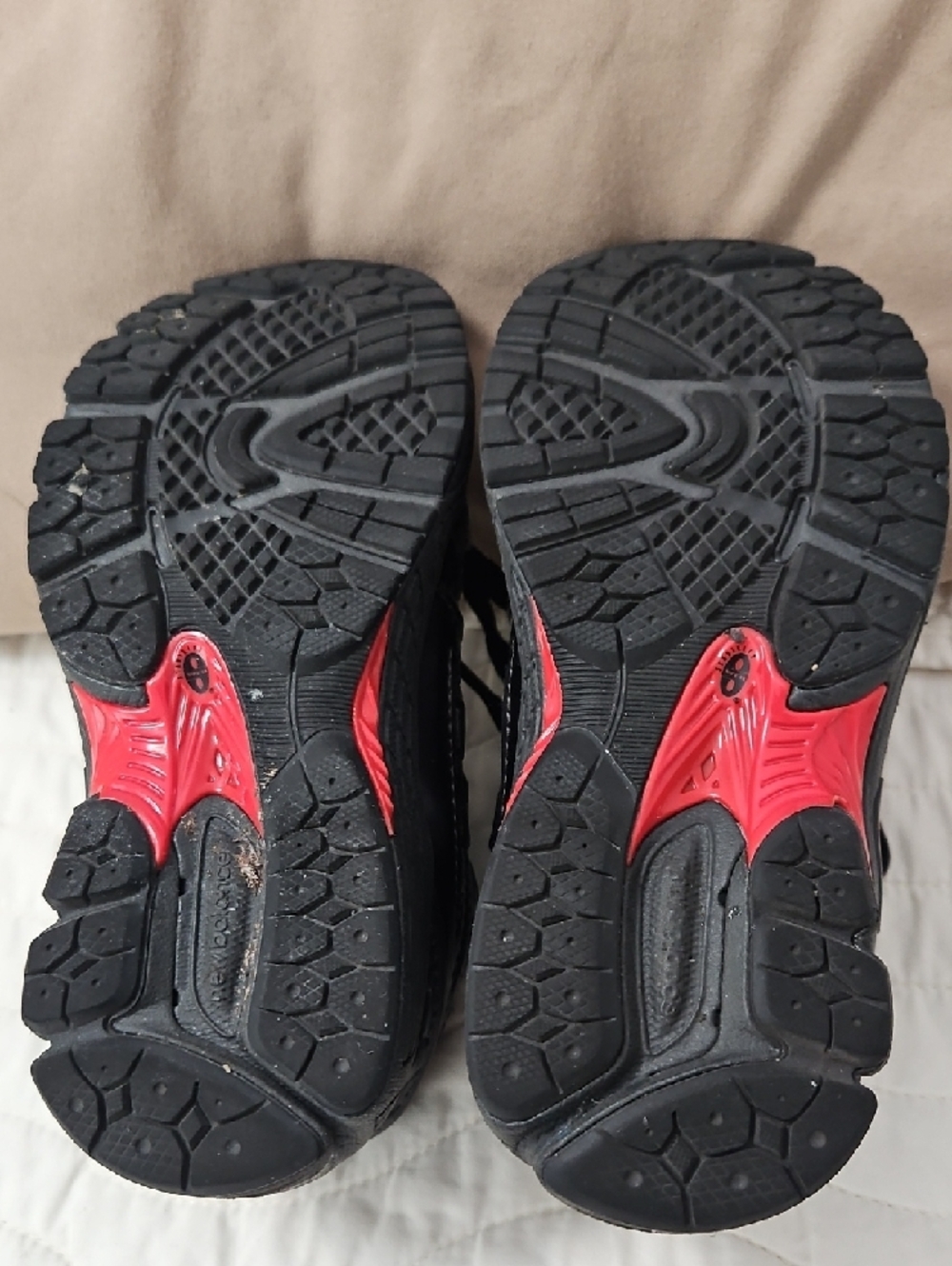 New Balance 1906 Kids Black Sneakers - Picture 5 of 8